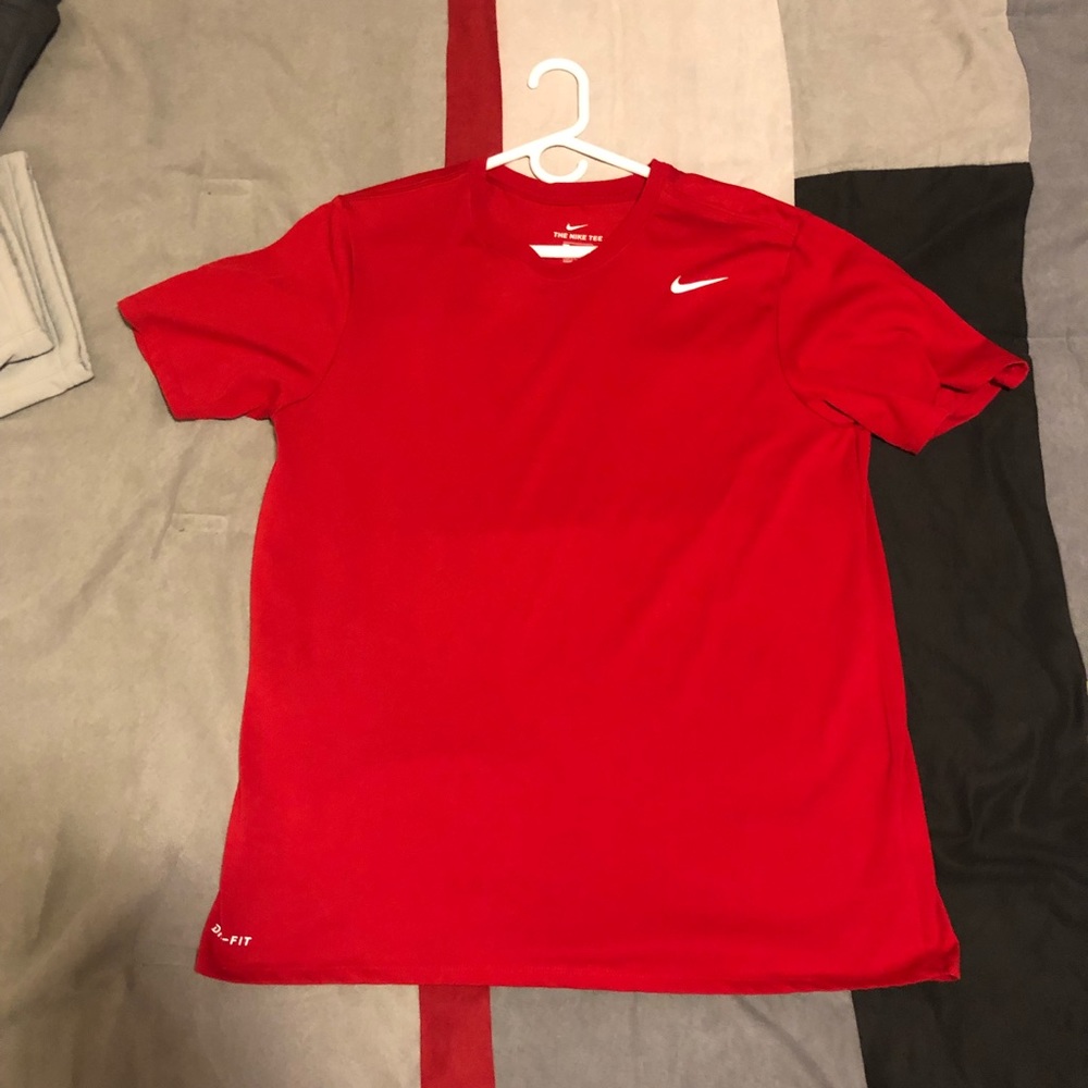 Nike dry fit tee